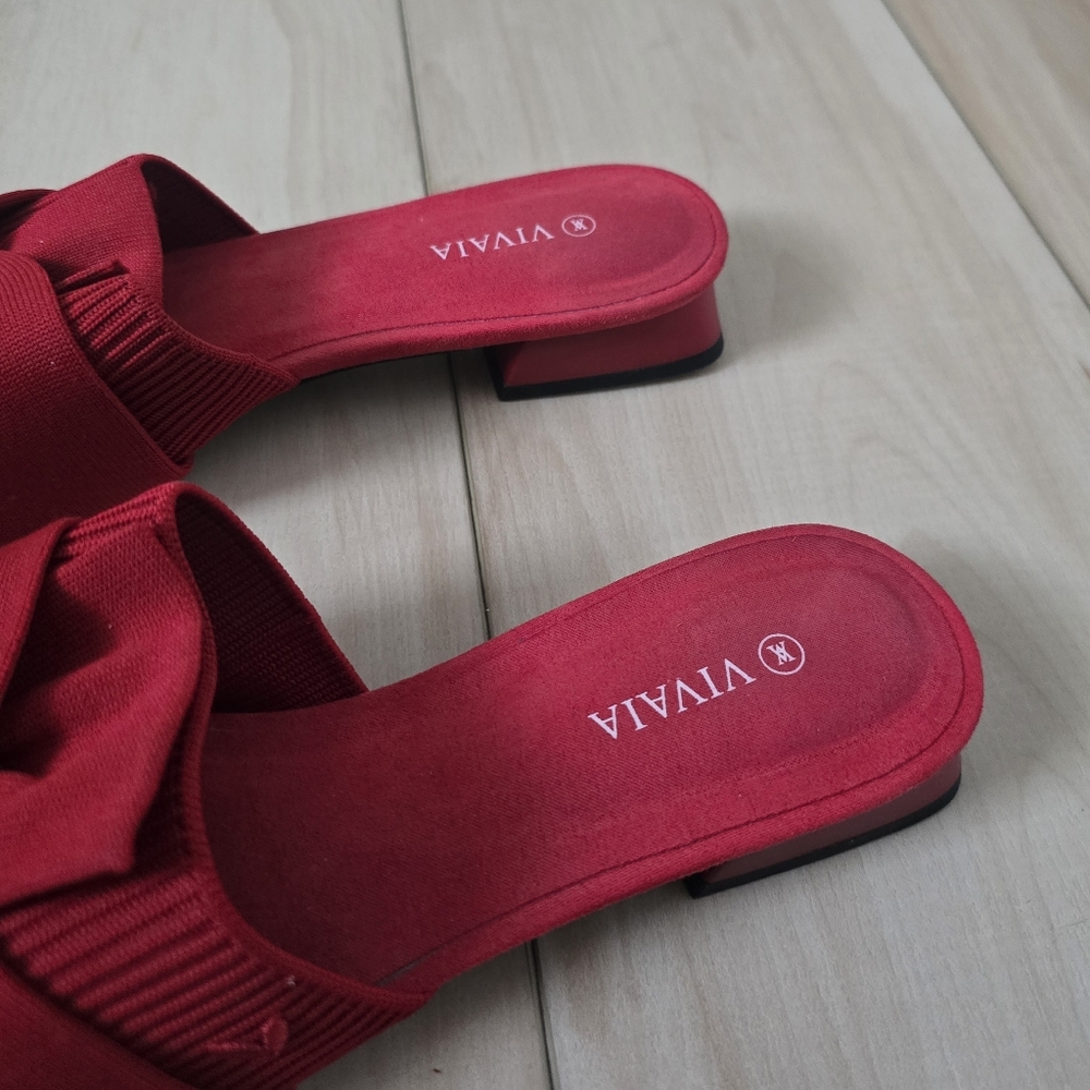 Vivaia Pointed-Toe Knot Sandals (Yaffa) - Picture 10 of 12
